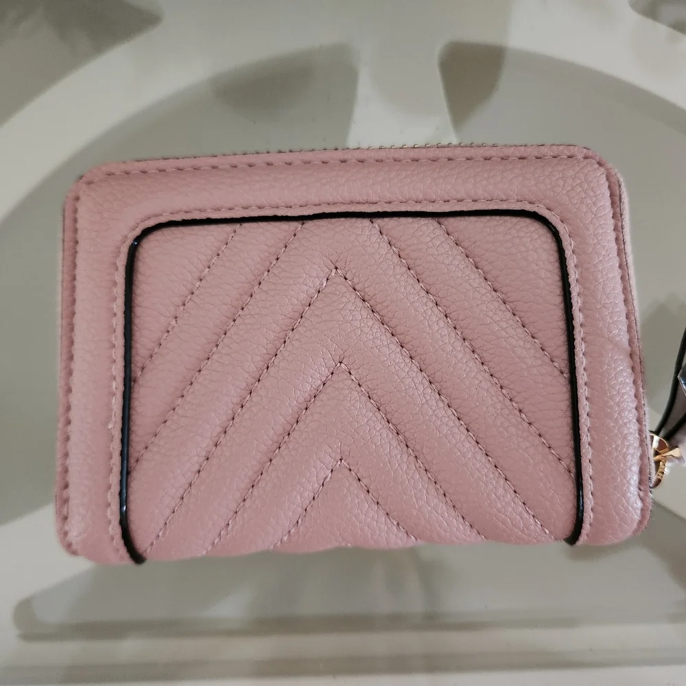 VICTORIA'S SECRET‎ Small Wallet with Zip, Pink